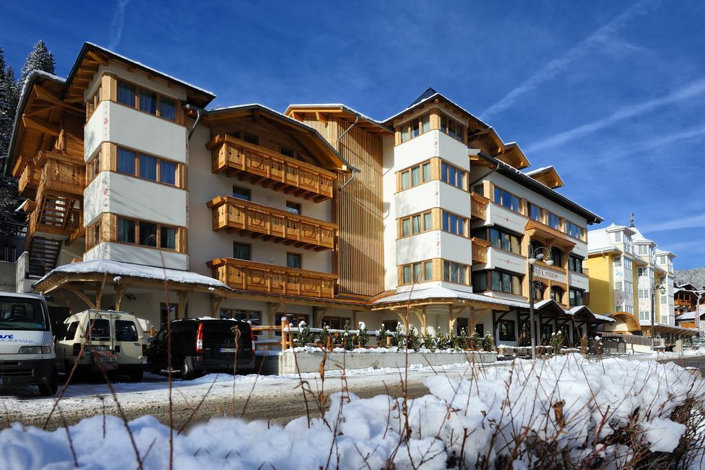 Hotel Crozzon Madonna di Campiglio Exterior photo