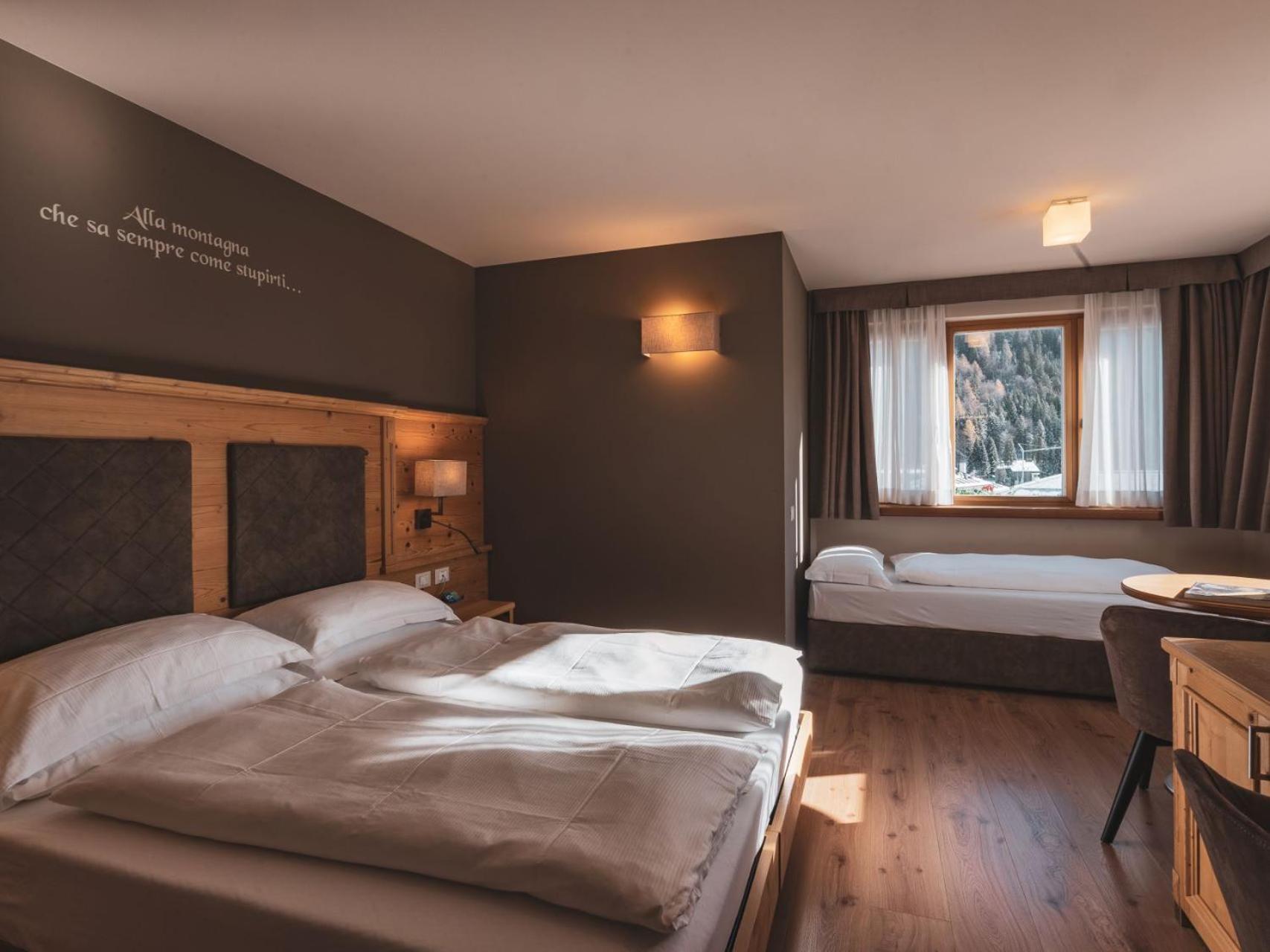 Hotel Crozzon Madonna di Campiglio Exterior photo